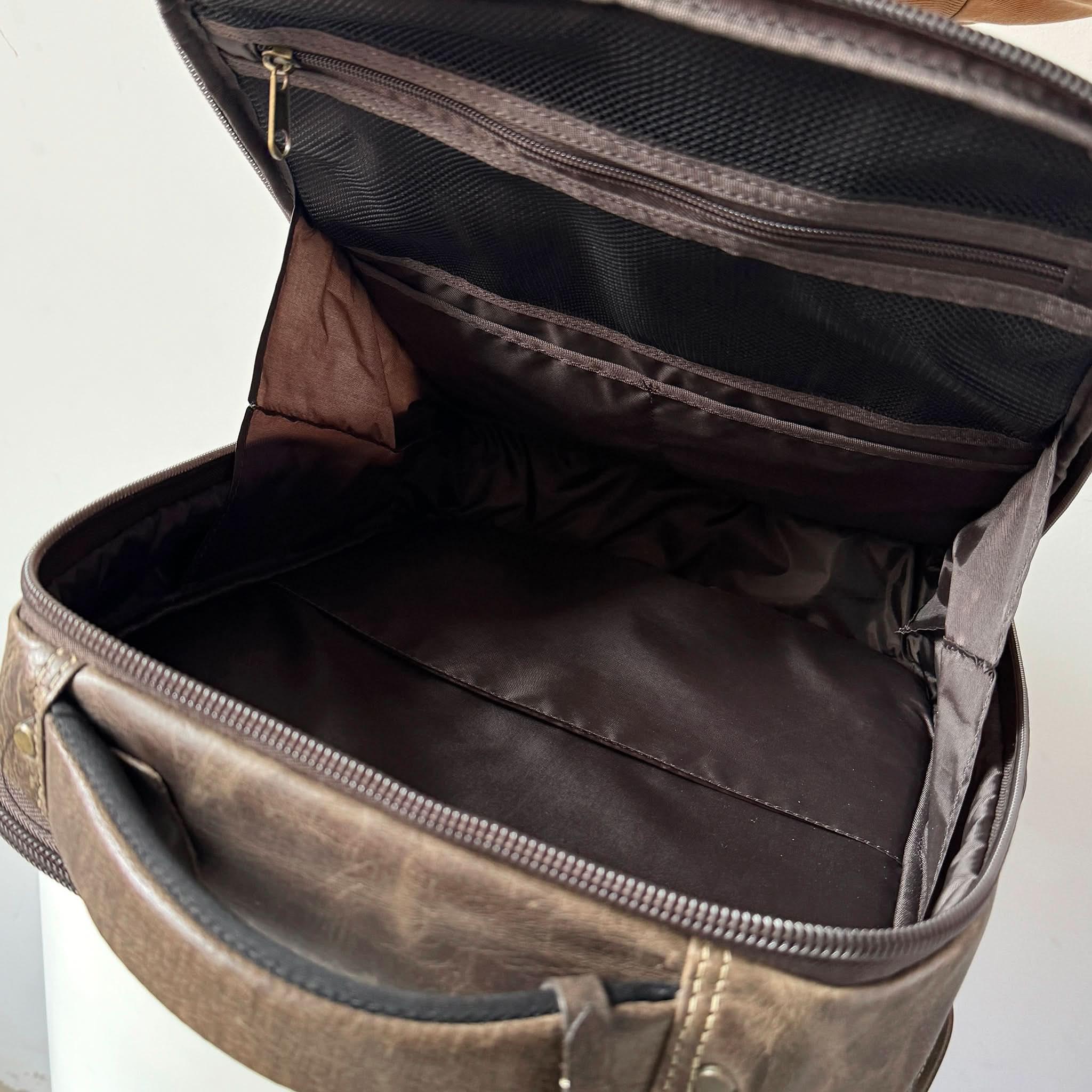 Crazy Horse Full-Grain Leather Laptop Backpack – Premium, Rugged & Stylish
